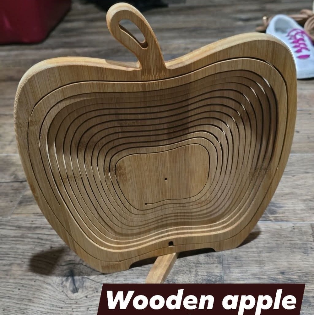 Bonnie & pop wooden apple basket